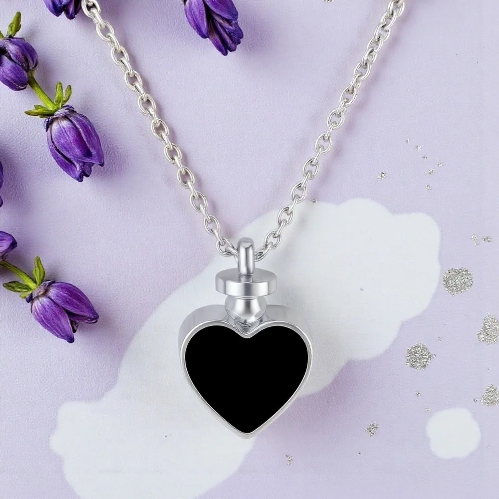 Reversible Heart Charm Stainless Steel Dainty Necklace 18K Gold Plated 🤍🖤